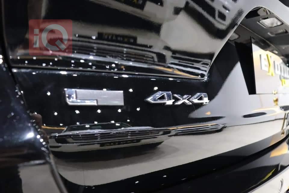 جیپ L گراند شیرۆکی